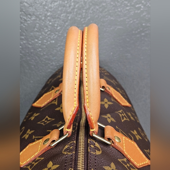 Authentic LV Speedy 35 - Picture 14 of 16